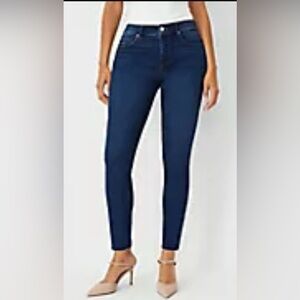 NEW - Ann Taylor Mid-Rise Skinny Jeans.